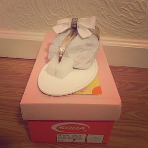 Jelly sandals size 7